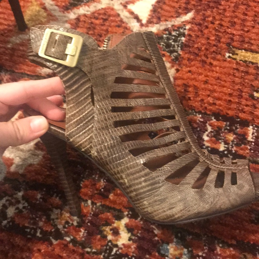 Vince Camuto heels